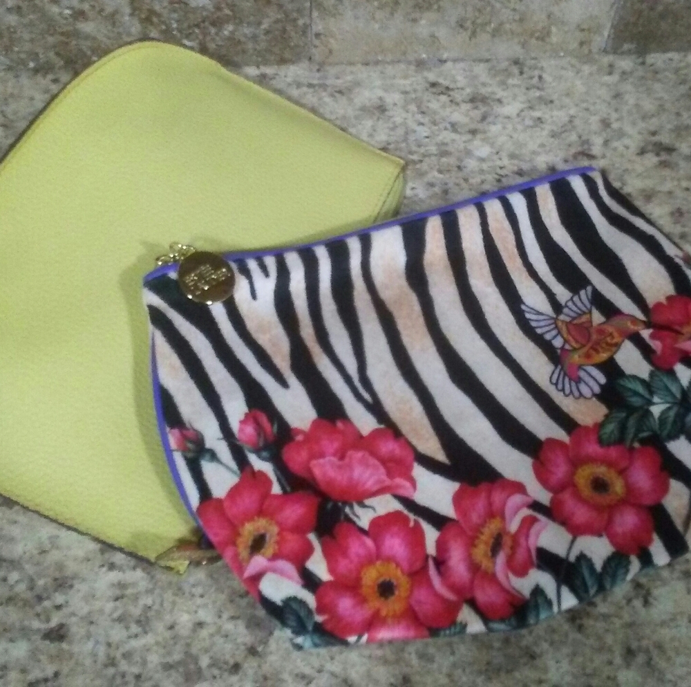 Estee Lauder Make-up Bags (2)